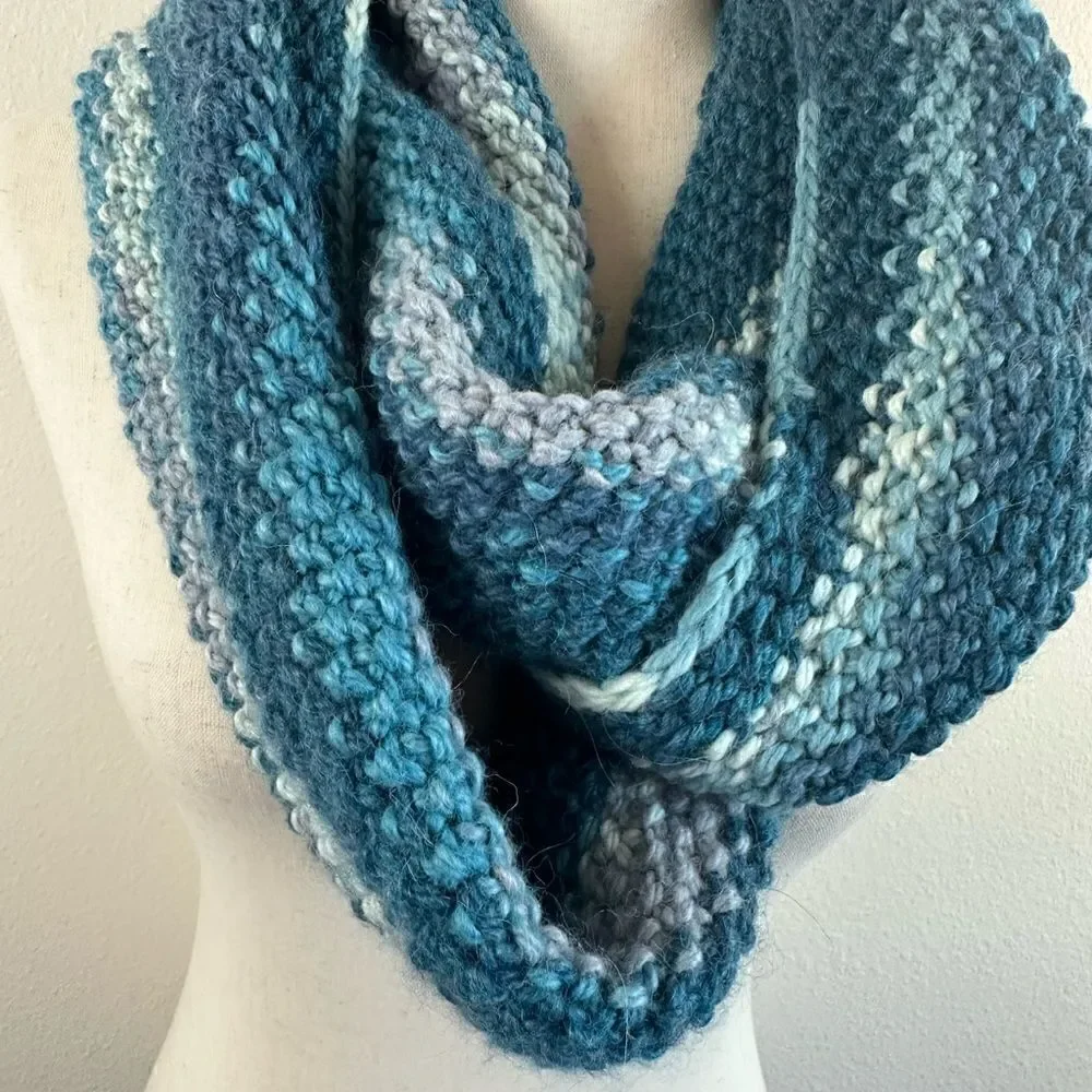 EUC Unbranded HandMade Women’s Scarf